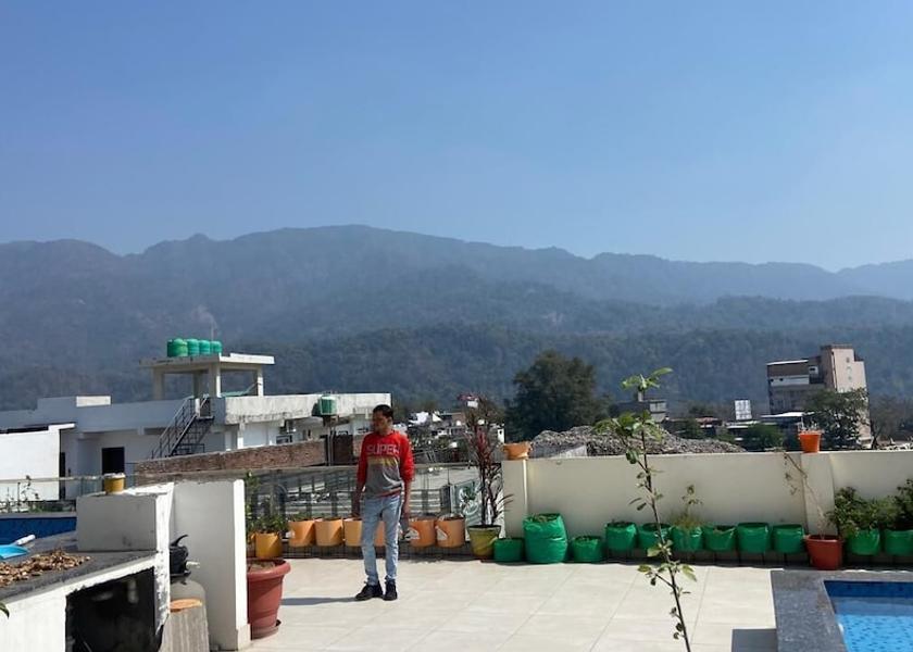 Uttarakhand Rishikesh Pool