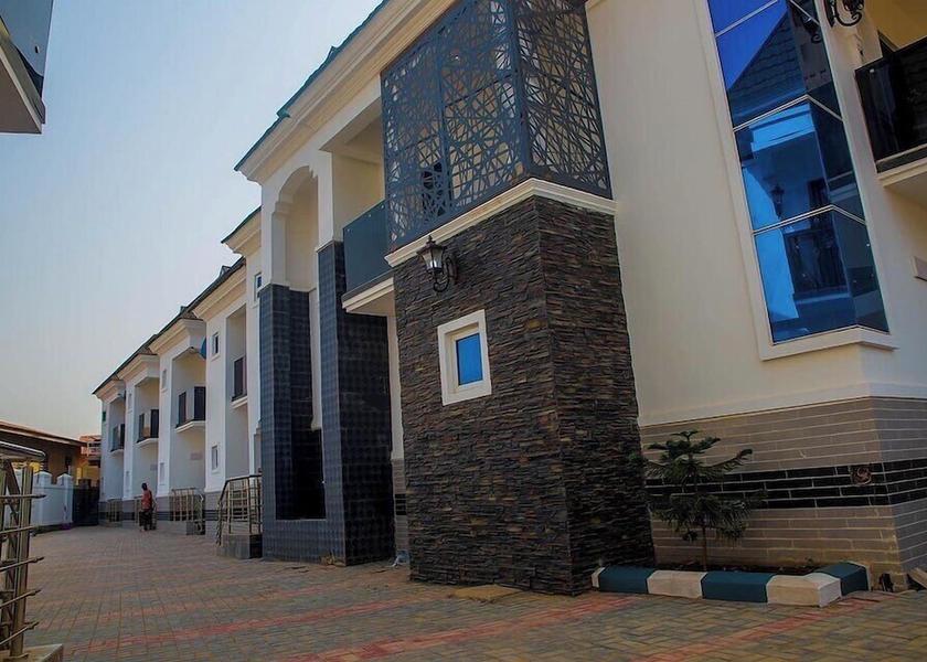 Oyo Ibadan Front of property