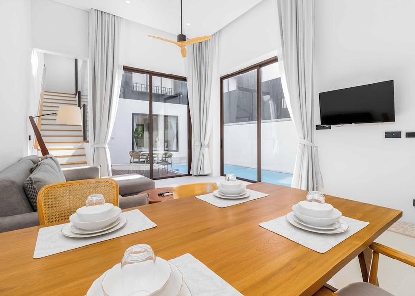 Phuket Province Si Sunthon Dining