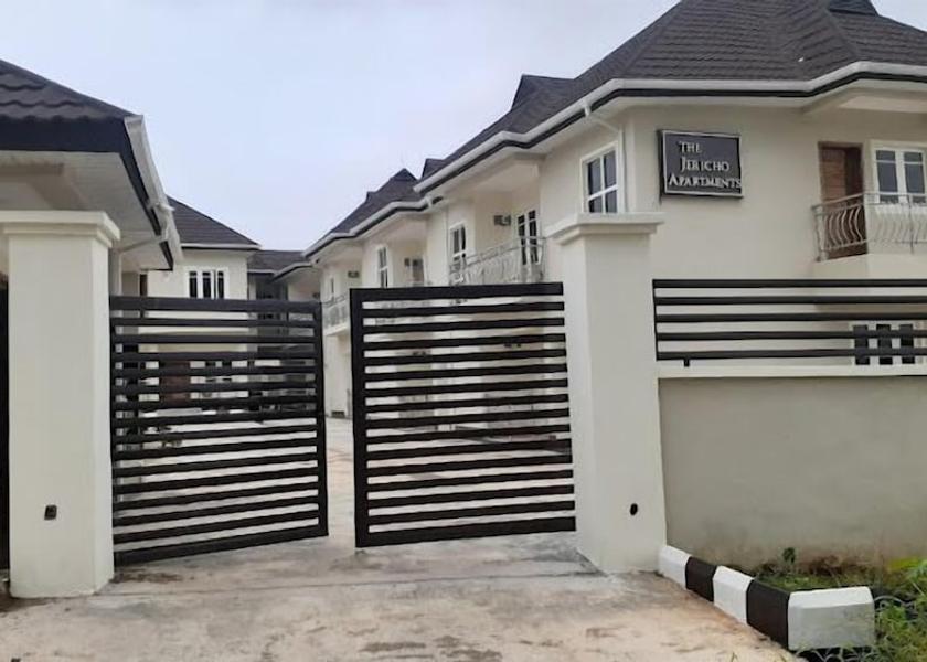 Oyo Ibadan Front of property