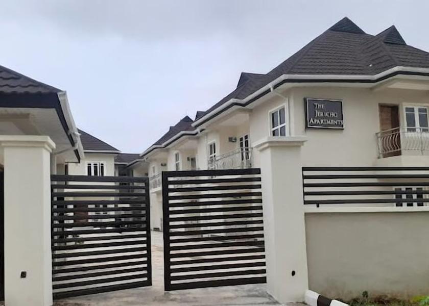 Oyo Ibadan Front of property