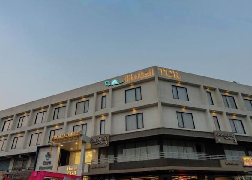 Gujarat Ankleshwar Front of property