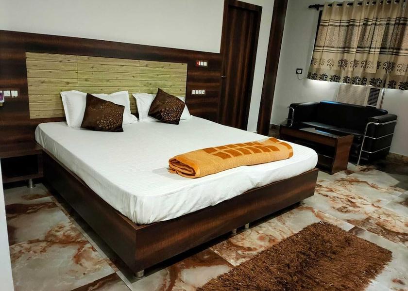 Uttarakhand Rudrapur Room