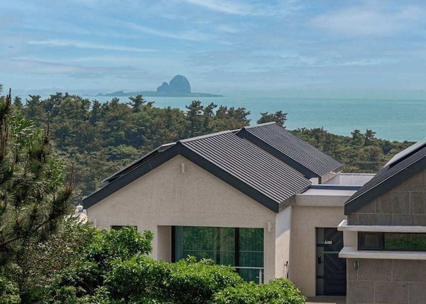 Jeju Seogwipo Beach/ocean view