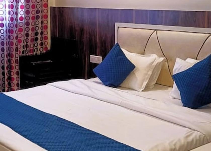 Himachal Pradesh Chintpurni Room
