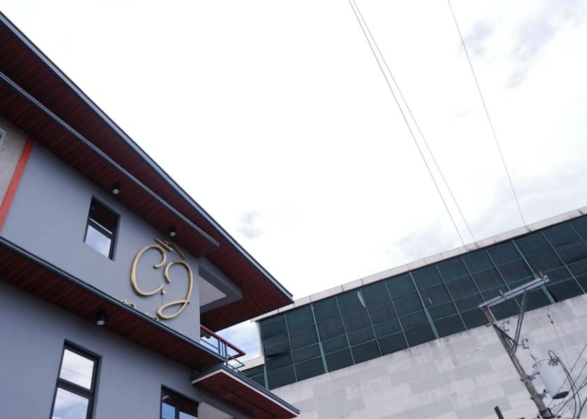 Central Luzon Olongapo Exterior detail