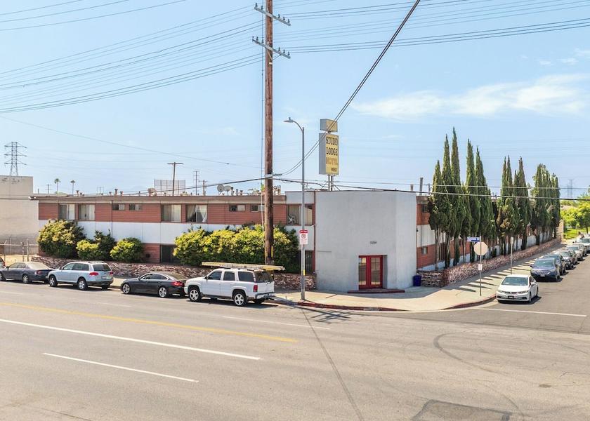 California North Hollywood Parking