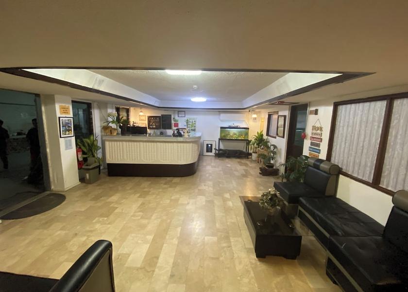 Central Luzon Angeles City Interior entrance