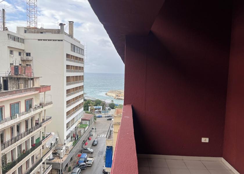  Beirut Room