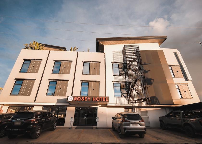 Central Luzon Cabanatuan Exterior