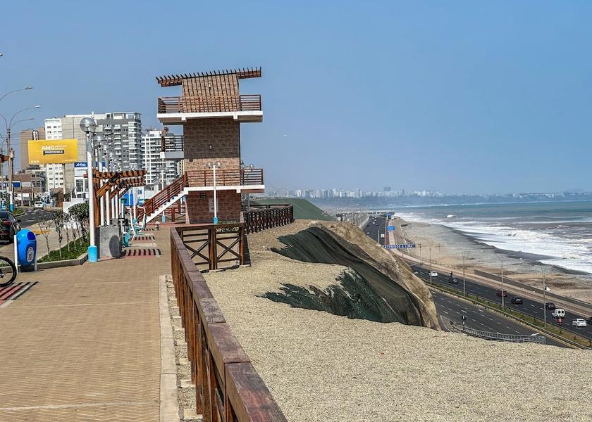  Callao Front of property
