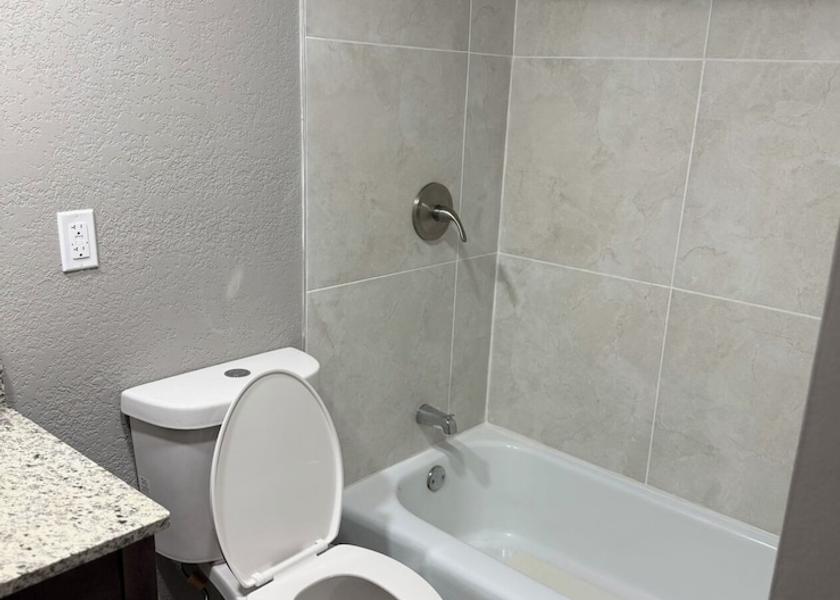 West Virginia Fairmont Bathroom