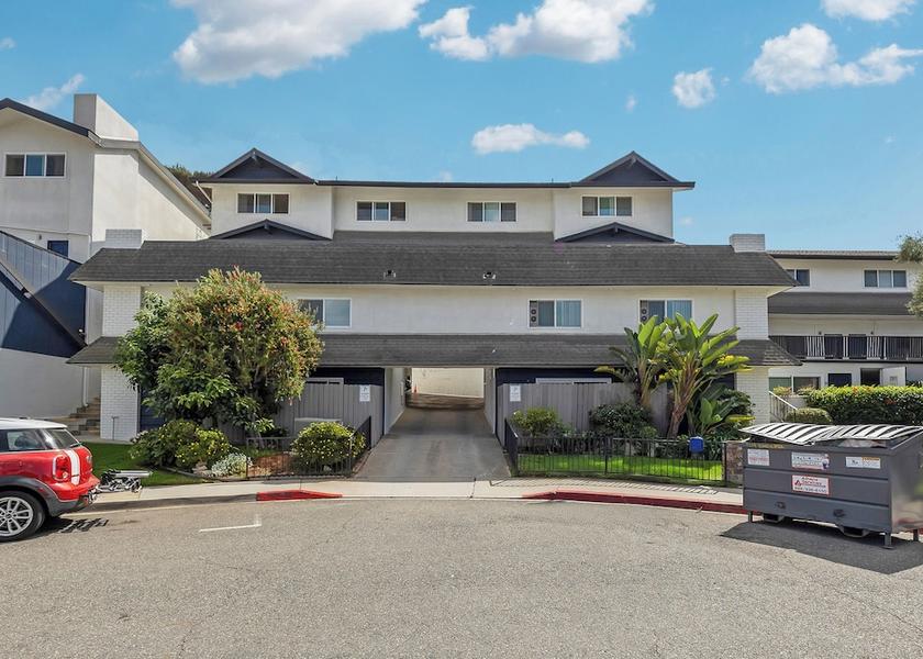 California Redondo Beach Exterior