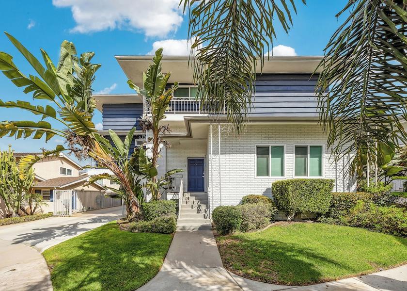 California Redondo Beach Exterior