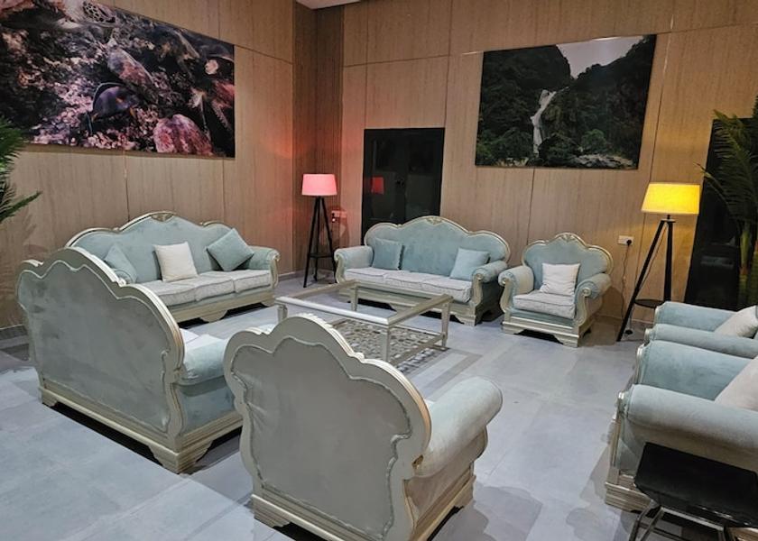 Al Wusta Governorate Al Khaluf Front of property