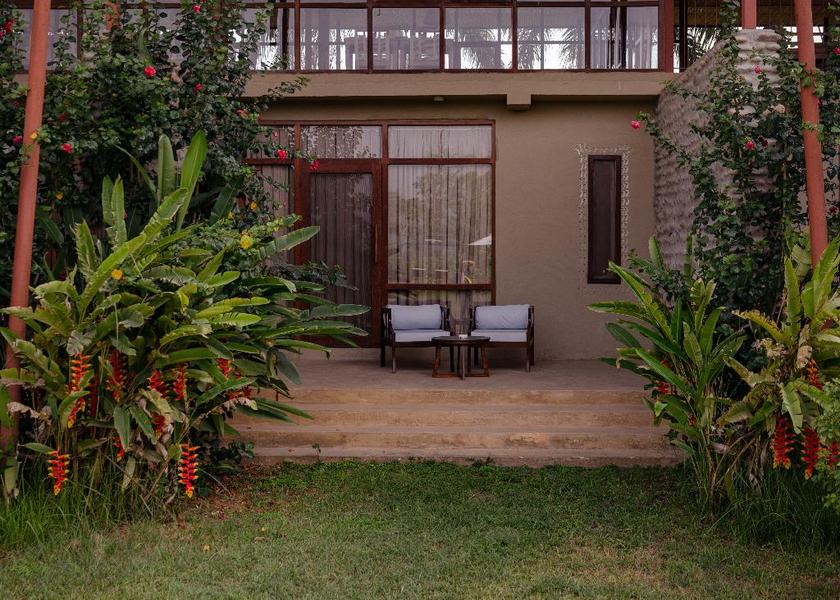 Gandaki Kawasoti Hotel Exterior