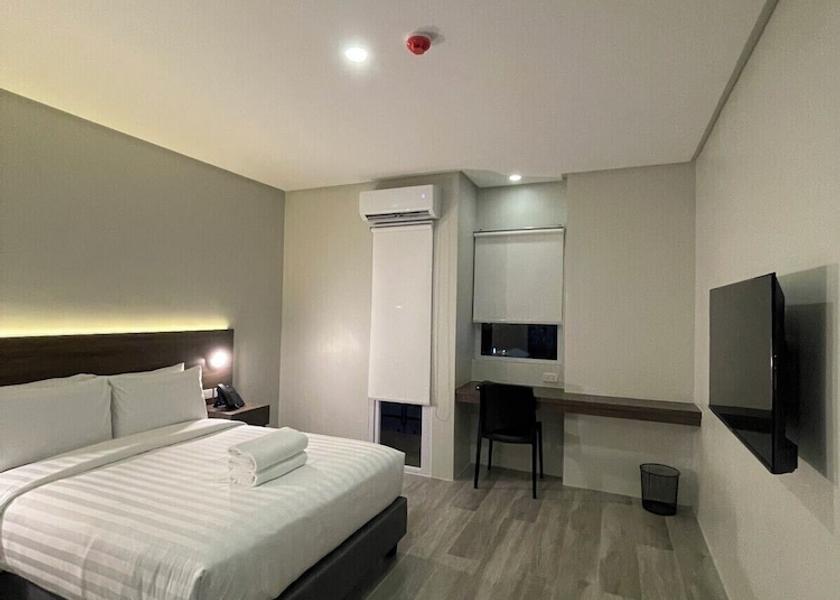 Central Luzon Angeles City Room