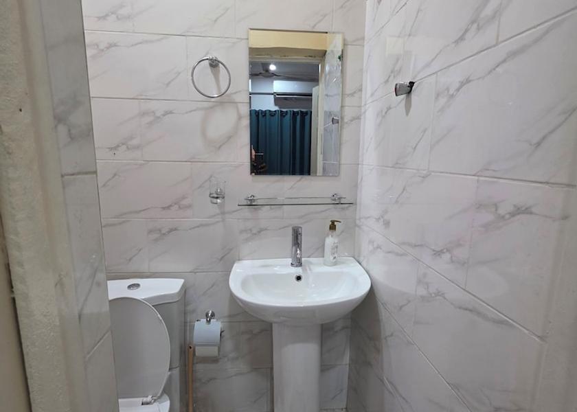 Accra Region North Legon Bathroom