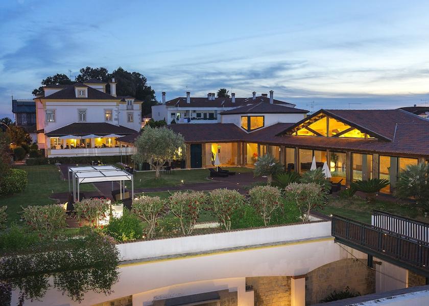 Santarém Golega Front of property - evening/night