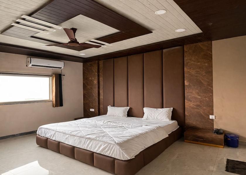Madhya Pradesh Dewas Room
