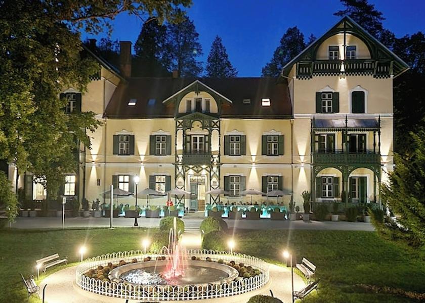  Dobrna Front of property - evening/night