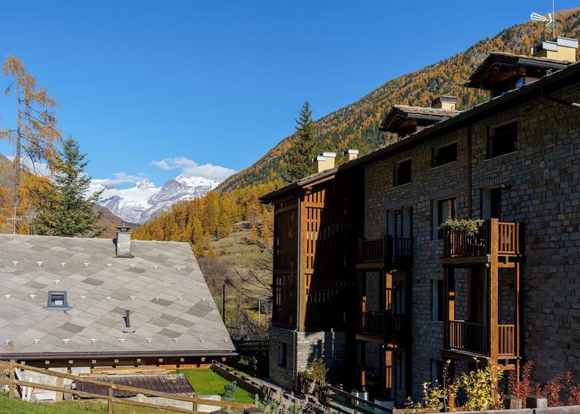 Valle d'Aosta Ayas Exterior