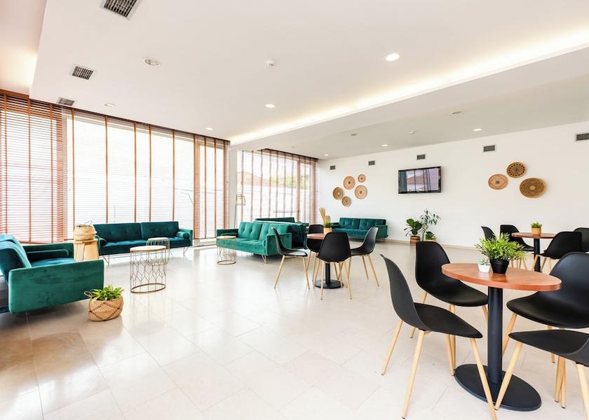 Leiria Leiria Bar (on property)