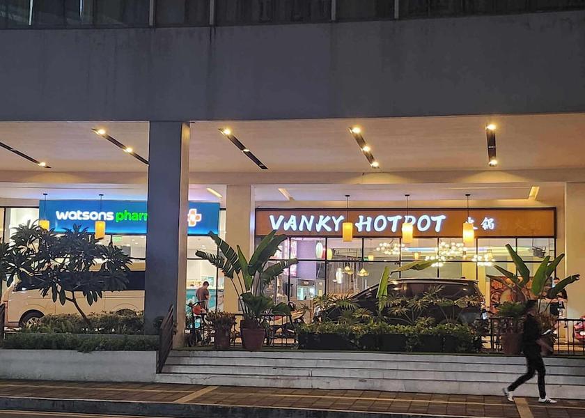  Pasay Exterior detail