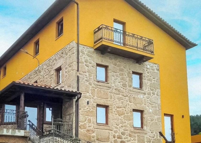 Castelo Branco Covilhã Front of property