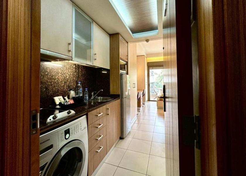Keserwan-Jbeil Governorate Jounieh Private kitchen