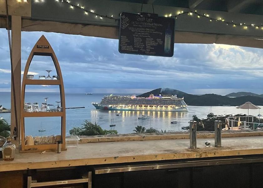  St. Thomas Restaurant
