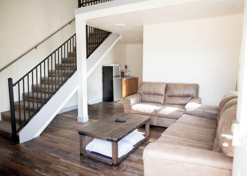 Utah Garden City Living area