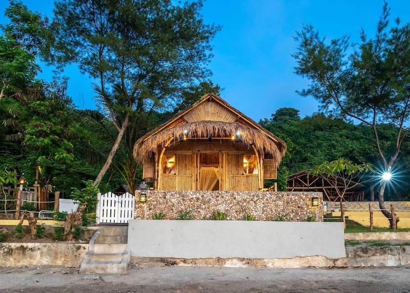 West Nusa Tenggara Sekotong Barat Room