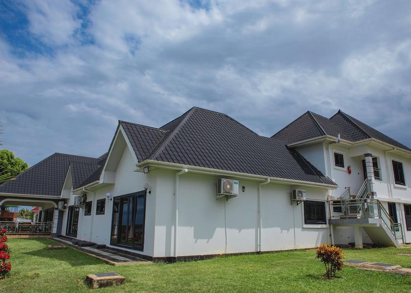 Tanga Tanga Front of property