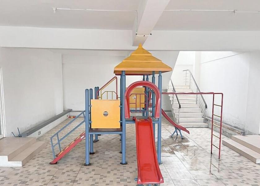 Children's play area - outdoor