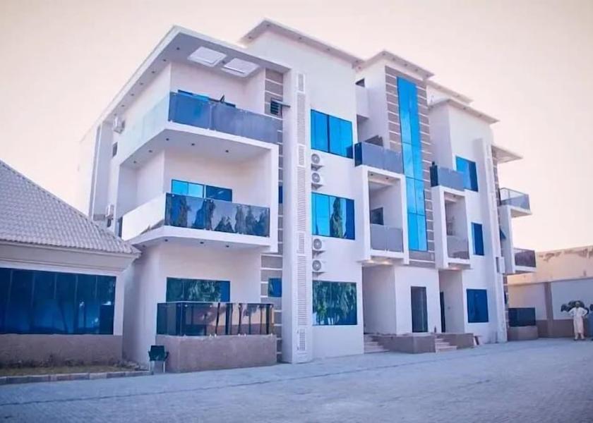 Kano Kano Front of property