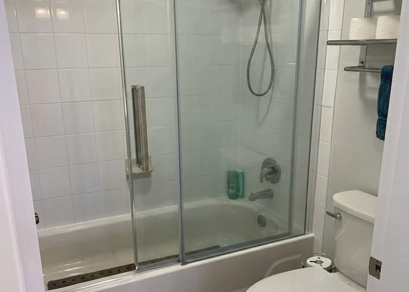 British Columbia Courtenay Bathroom