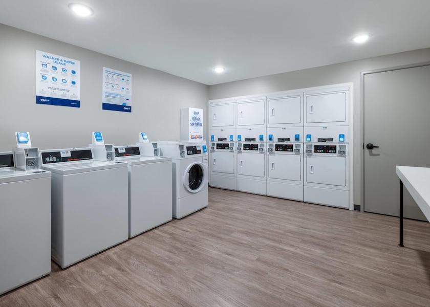 Colorado Colorado Springs Laundry room