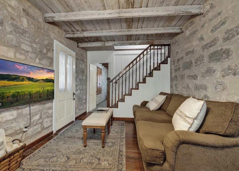 Texas Fredericksburg Living area