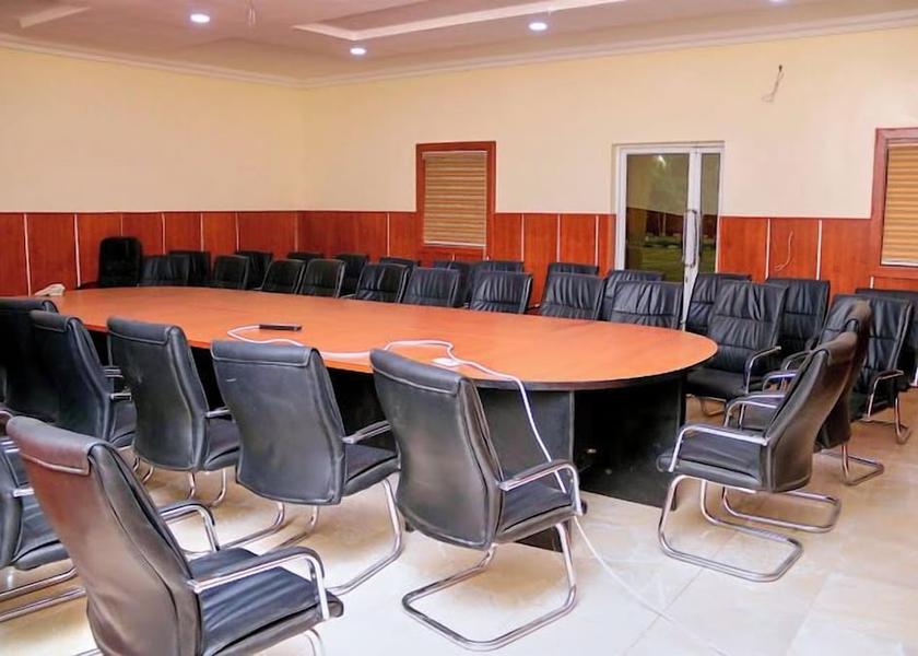 Kano Kano Meeting facility