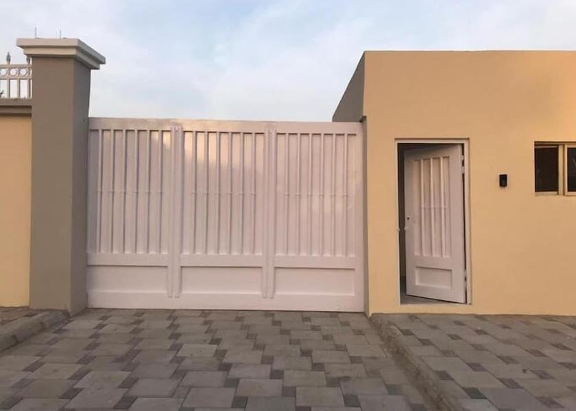 Kano Kano Exterior