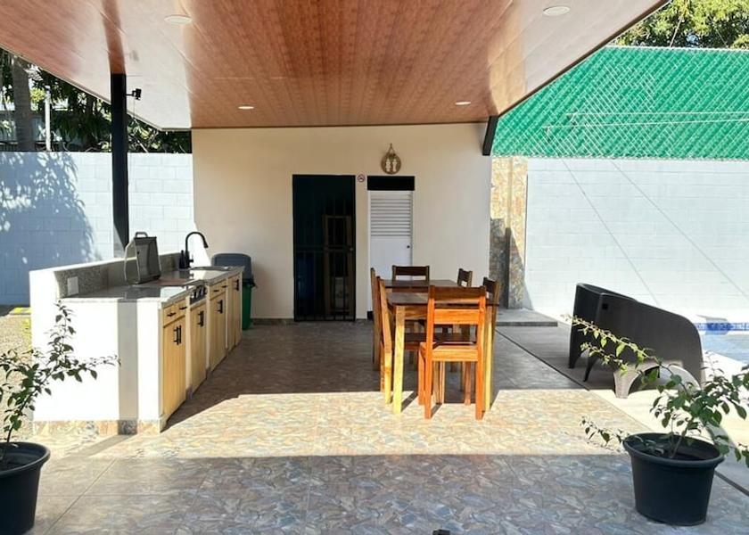  La Libertad BBQ/picnic area