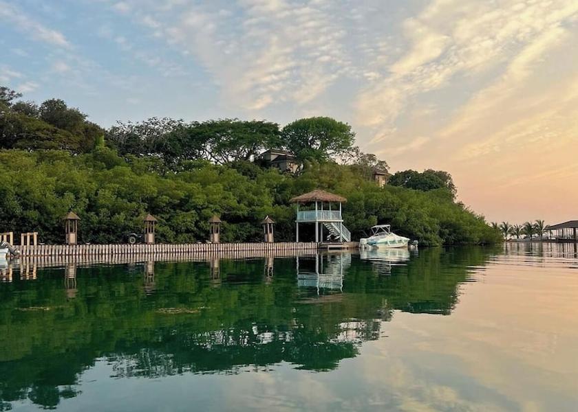 Bay Islands Guanaja Miscellaneous