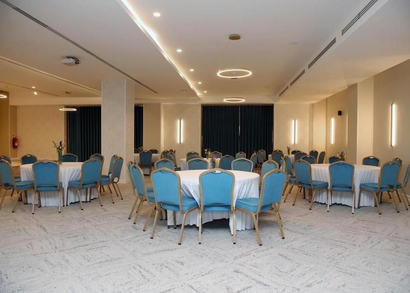  Algiers Meeting facility