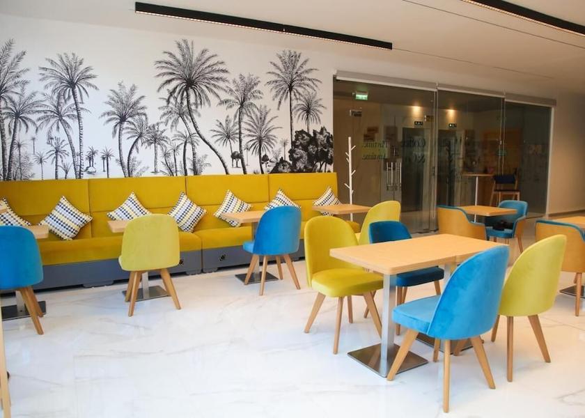  Algiers Business center