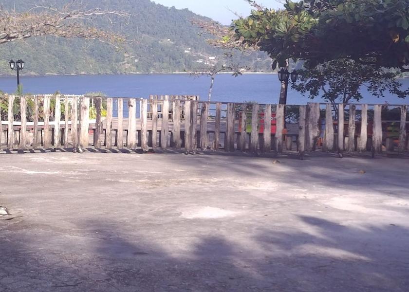 San Juan-Laventille Maracas Bay Exterior