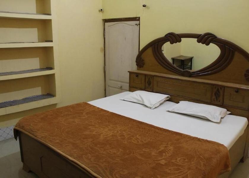 Madhya Pradesh Orchha Room