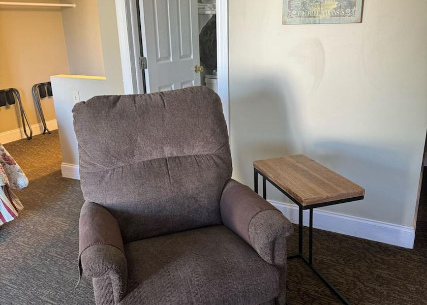 Arkansas Yellville Room
