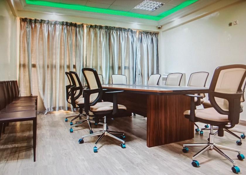  Niamey Business center