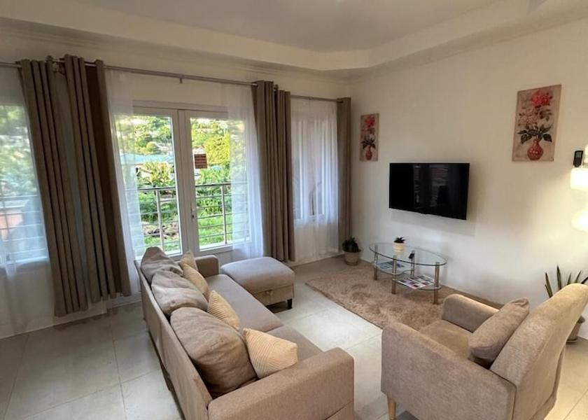  Soufrière Living area